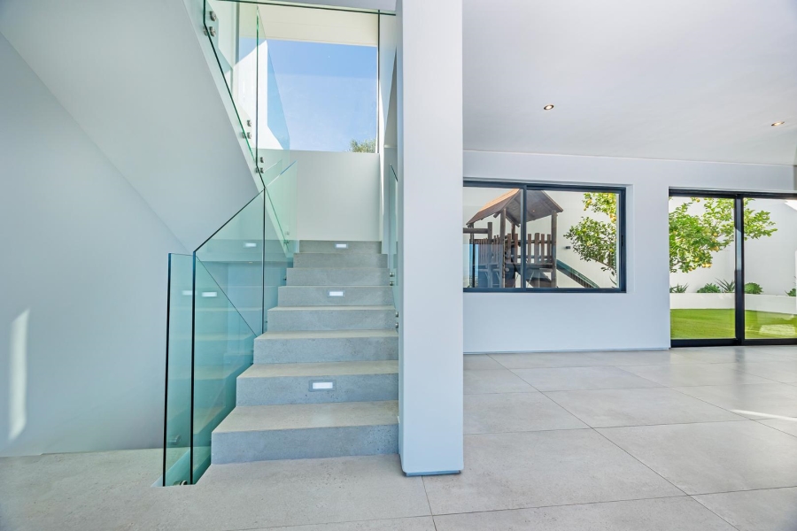 5 Bedroom Property for Sale in Baronetcy Estate Western Cape
